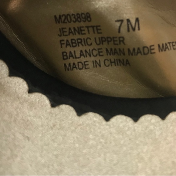 Me Too Jeanette Pump Heel - Black Size 7 - Picture 6 of 8